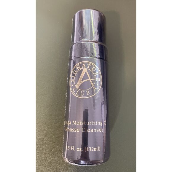 Signature Club A Mega Moisturizing C Mousse Cleanser 4.5 fl oz 132 mL Sealed New - Picture 1 of 6